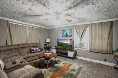 1021 Crossland Ave, Clarksville, TN 37040 - photo 3