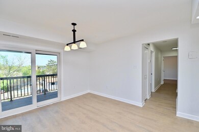 204 Park Terrace Ct SE unit 30, Vienna, VA 22180 - photo 4