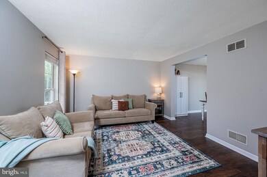 6569 Abraham Ct, Sykesville, MD 21784 - photo 5