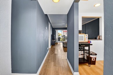 1630 Embassy Dr unit 207, West Palm Beach, FL 33401 - photo 4