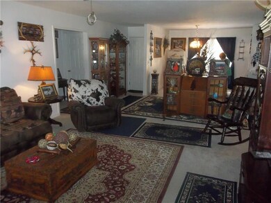 613 E Buchanan St, Prairie Grove, AR 72753 - photo 3