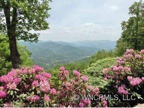 Spectacular Year-around Views