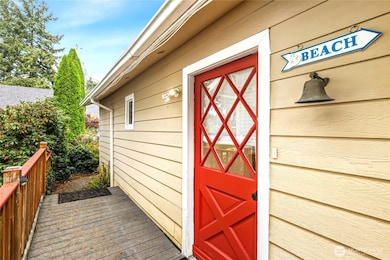 1275 NE South Peterson Rd, Keyport, WA 98345 - photo 3