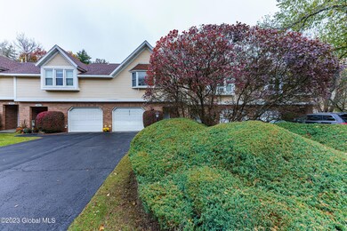 3024 Squire Blvd, Slingerlands, NY 12159 - photo 2