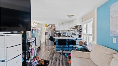 31 Alfa Dr, Pawtucket, RI 02860 - photo 7