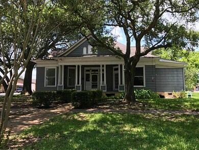 1501 6th St, Bay City, TX 77414 - photo 2