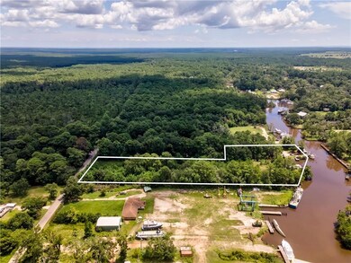 8545 E Davenport St, Bayou La Batre, AL 36509 - photo 4