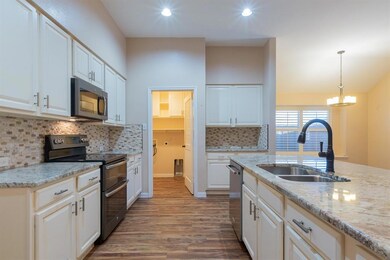 954 Bowie Dr, Lavon, TX 75166 - photo 4