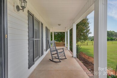 425 Guy Heavner Rd, Lincolnton, NC 28092 - photo 2