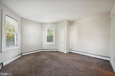 107 Walnut Ave unit 4, Ardmore, PA 19003 - photo 2