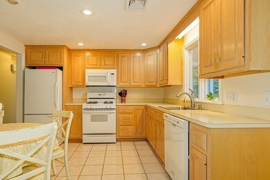 10 Grove St, Medfield, MA 02052 - photo 7