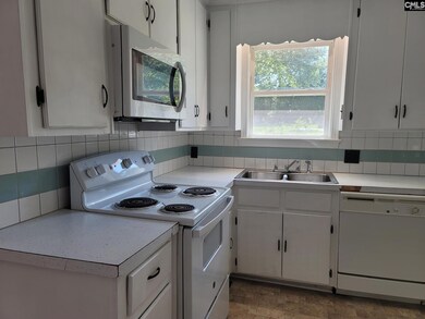 520 Green St, West Columbia, SC 29172 - photo 5