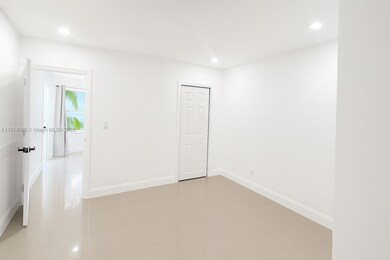 5807 SW 25th St unit 9, Hollywood, FL 33023 - photo 2
