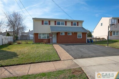 157 Whitman St, Carteret, NJ 07008 - photo 2