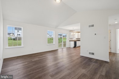 625 Ripple Dr unit 187, Hanover, PA 17331 - photo 3