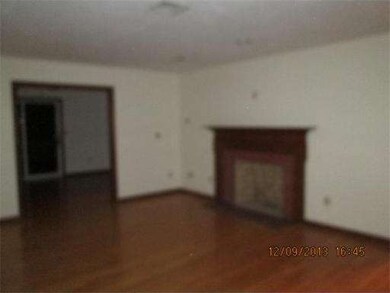 72 Westview Dr, Stoughton, MA 02072 - photo 3