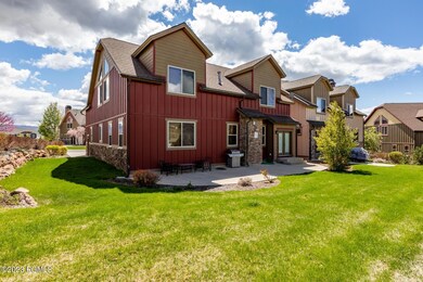 30_Exterior_1800x1200_3861685