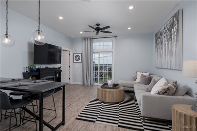 2529 University Blvd unit 7, Tuscaloosa, AL 35401 - photo 2