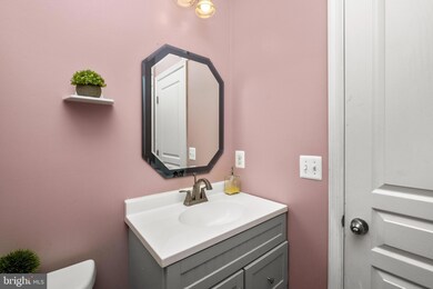 8891 Purple Iris Ln, Elkridge, MD 21075 - photo 7