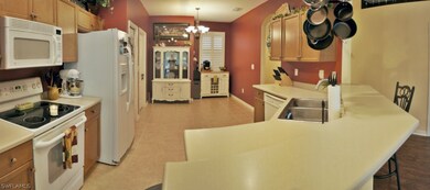 Kitchen (Wide)