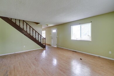 2028 Sedan Ave_MLS_05