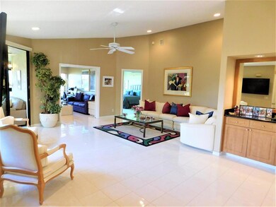 LIVING AREAS