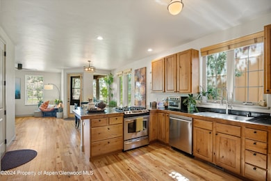 05-320WhitehorseDr_24090305