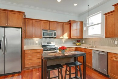 2628 Chippewa St, New Orleans, LA 70130 - photo 4