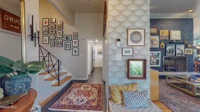 885 Meadow Ln, Schenectady, NY 12309 - photo 3