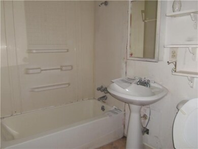 1024 Dimson Dr E, Columbus, OH 43213 - photo 6