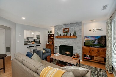 158 Quincy Shore Dr unit 77, Quincy, MA 02171 - photo 5