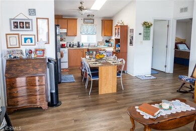 1782 Nisson Rd unit 67, Tustin, CA 92780 - photo 5