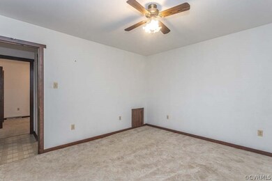 9715 Old Stage Rd, Prince George, VA 23875 - photo 7