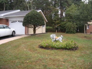 5 Constitution Blvd, Whiting, NJ 08759 - photo 4