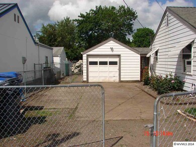 RV Parking and Driveway