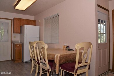 Eat-In Kitchen