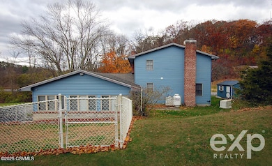 23 Carls Farm Rd, Middleburg, PA 17842 - photo 6