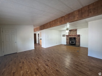 330 E 600 S, Roosevelt, UT 84066 - photo 3