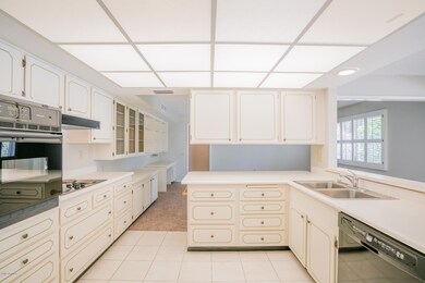 9833 W Evergreen Dr, Sun City, AZ 85373 - photo 6