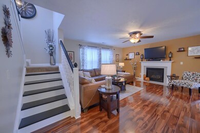 2407 Maple Hedge Way (16)