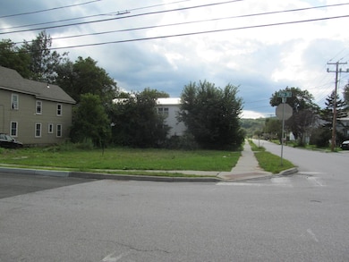 63 Pine St, Rutland, VT 05701 - photo 3