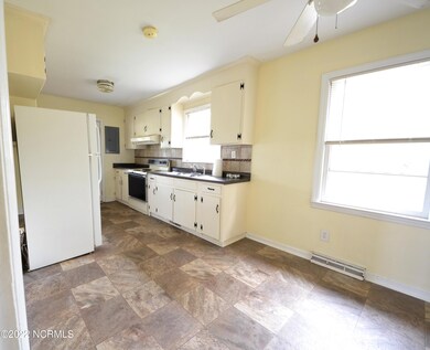 710 Country Club Rd, Jacksonville, NC 28546 - photo 4