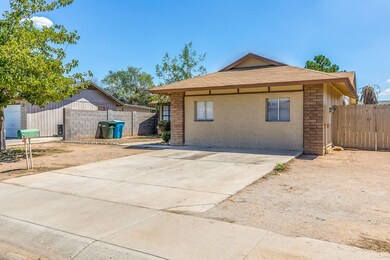 8937 W Flower St-3