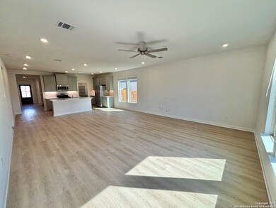 420 Salamander St, San Marcos, TX 78666 - photo 7