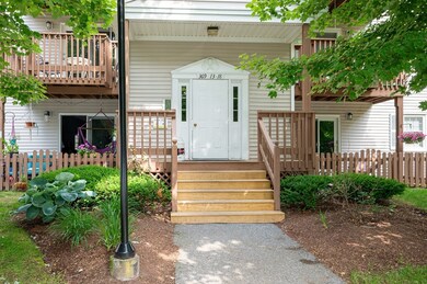 369 Aiken Ave unit 17, Lowell, MA 01850 - photo 2