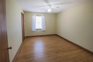 1615 N Dequincy St, Indianapolis, IN 46218 - photo 7