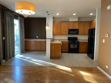 5611 Wildspring Dr, Lake In the Hills, IL 60156 - photo 4