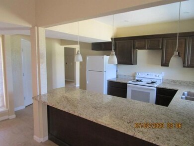 16013 Homestead Dr unit 2, El Paso, TX 79928 - photo 3