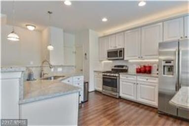 42217 Canary Grass Square unit 42217, Aldie, VA 20105 - photo 6