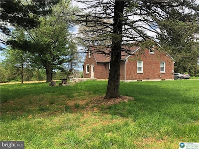 1931 Meadows Rd, Bethlehem, PA 18015 - photo 3